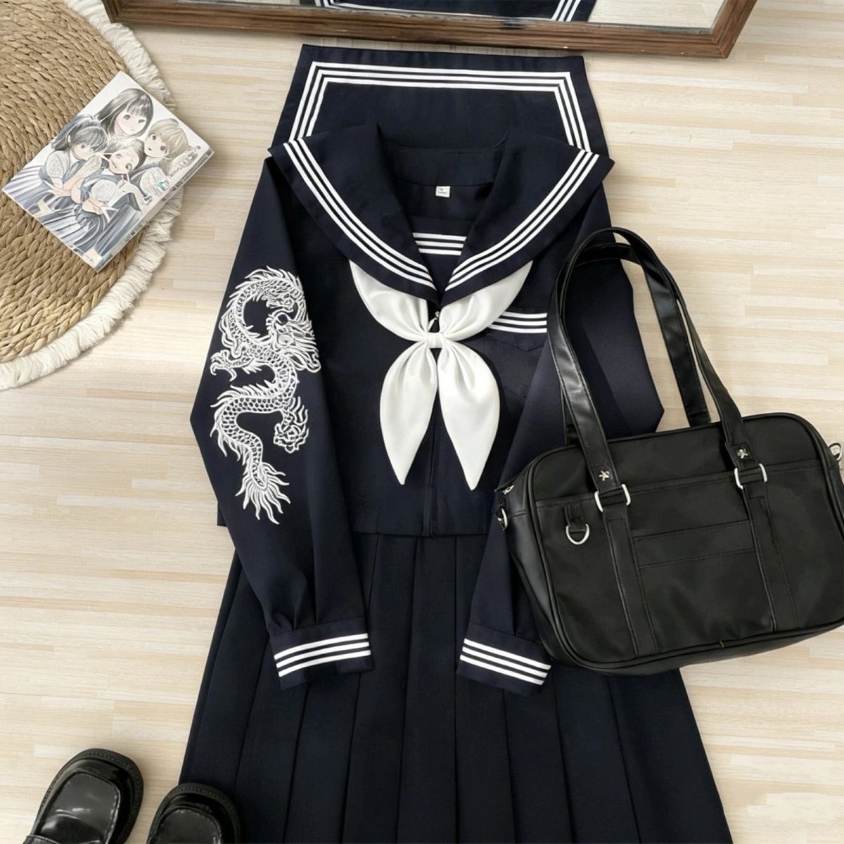 ชุดนักเรียนสไตล์ญี่ปุ่นแนวดาร์ - Embroidery Uniform บทวิจารณ์และราคา