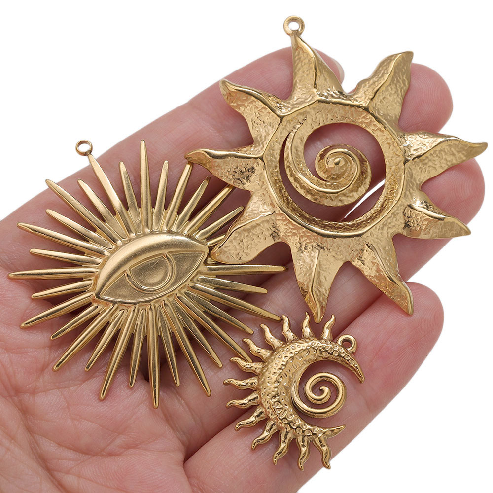จี้ทอง PVD 5 ชิ้น สแตนเลสสตีล  - Embroidery Charm บทวิจารณ์และราคา