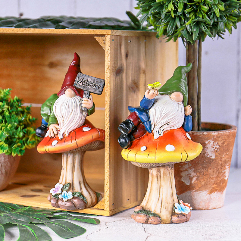 รูปปั้นโนมส์เรซิ่นบนเห็ด ป้ายต - Embroidery Garden บทวิจารณ์และราคา