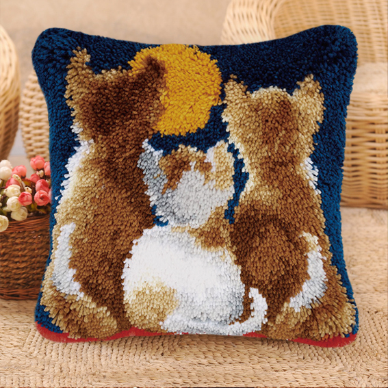 ชุดอุปกรณ์เย็บพรมแบบ Latch Hoo - Printed Embroidery Kit บทวิจารณ์และราคา
